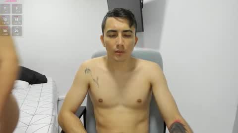 Snapshot of pareja_curiosa19 chatting on February 2026 11:23:02 PM pareja_curiosa19 online show from February 2026 11:23:02 PM