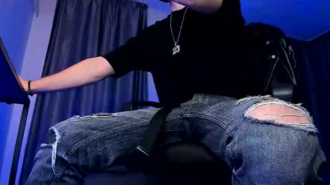 Snapshot of paris_lock chatting on December 2025 02:39:02 AM Paris online show from December 2025 02:39:02 AM