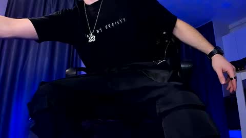 Snapshot of paris_lock chatting on January 2026 08:24:02 PM Paris online show from January 2026 08:24:02 PM