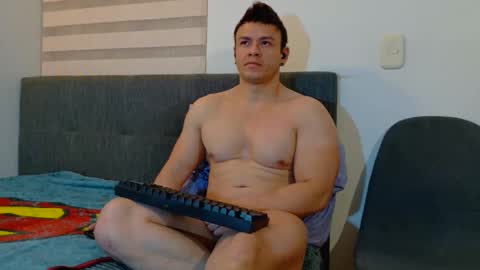 Snapshot of paris_mark chatting on January 2026 04:17:01 AM Mark Paris online show from January 2026 04:17:01 AM