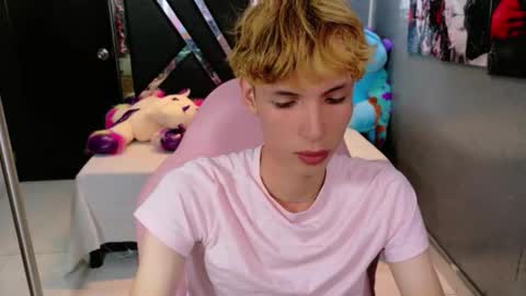 Snapshot of park_jimin1 chatting on September 2025 02:44:02 PM park_jimin1 online show from September 2025 02:44:02 PM