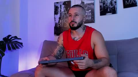 parker lavine online show from June 2026 02:38:01 AM