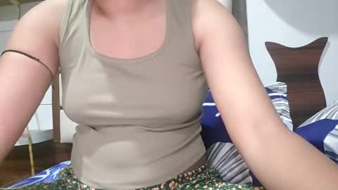 parneetii26 online show from July 2026 03:09:02 AM