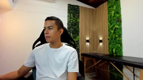 liampacoyosh and erick online show from March 2025 12:56:02 PM