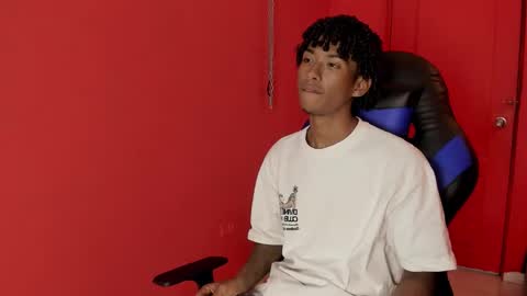 Snapshot of parzival_wt chatting on February 2026 07:40:01 PM PARZIVAL online show from February 2026 07:40:01 PM