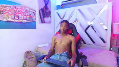 Snapshot of parzival_wt chatting on February 2026 07:59:01 PM PARZIVAL online show from February 2026 07:59:01 PM