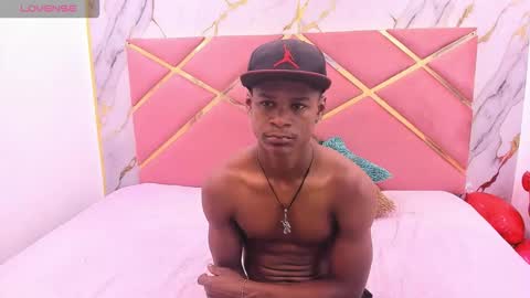 Snapshot of passion_black_ chatting on February 2026 07:21:01 PM passion_black_ online show from February 2026 07:21:01 PM