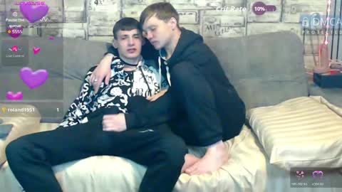 Max tall dark-haired guy with tattoos and Phil blond-haired online show from April 2026 03:13:02 AM