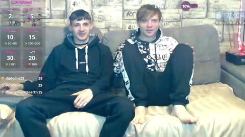 Max tall dark-haired guy with tattoos and Phil blond-haired online show from May 2026 11:12:03 PM