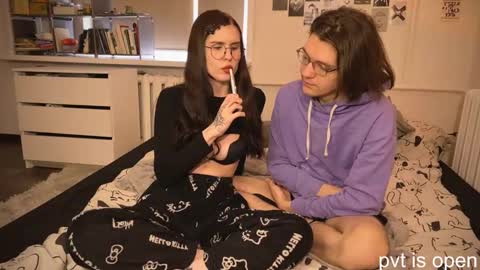 Zoe online show from March 2026 08:08:02 AM