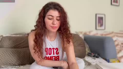 Call me Miss Alice Careful Passion Queen online show from May 2026 09:06:01 AM