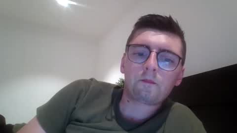 Snapshot of patat1996 chatting on May 2026 01:19:01 PM patat1996 online show from May 2026 01:19:01 PM