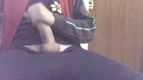 Snapshot of patatini784 chatting on December 2024 10:47:02 PM patatini784 online show from December 2024 10:47:02 PM