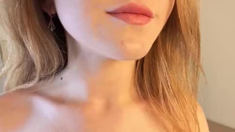 Snapshot of patricia_perry chatting on September 2025 10:18:02 AM Vicki online show from September 2025 10:18:02 AM