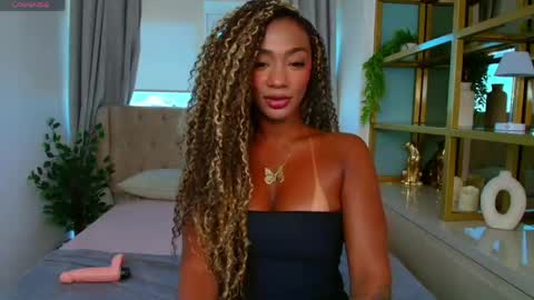 Patricia Rossi online show from April 2026 11:27:01 AM