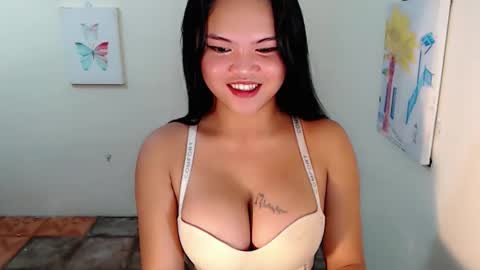 Snapshot of patricia_sexslut chatting on November 2025 05:51:01 AM Patricia online show from November 2025 05:51:01 AM
