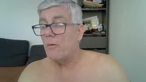 Snapshot of patrick5275 chatting on January 2025 09:40:01 AM patrick5275 online show from January 2025 09:40:01 AM