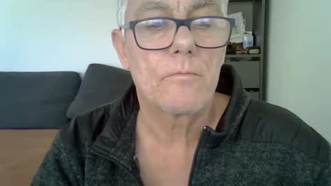 Snapshot of patrick5275 chatting on January 2025 12:31:02 PM patrick5275 online show from January 2025 12:31:02 PM