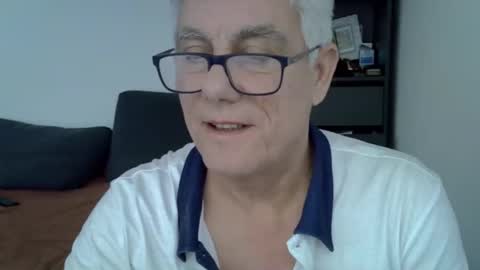 Snapshot of patrick5275 chatting on January 2025 02:55:01 PM patrick5275 online show from January 2025 02:55:01 PM