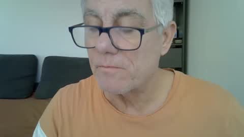 Snapshot of patrick5275 chatting on January 2025 09:24:01 AM patrick5275 online show from January 2025 09:24:01 AM