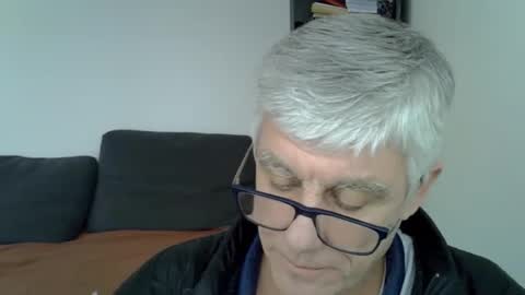 Snapshot of patrick5275 chatting on January 2025 03:33:01 PM patrick5275 online show from January 2025 03:33:01 PM