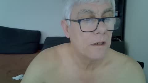 Snapshot of patrick5275 chatting on February 2025 09:08:02 AM patrick5275 online show from February 2025 09:08:02 AM