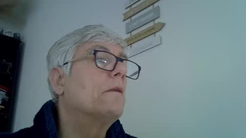 Snapshot of patrick5275 chatting on February 2025 07:05:01 AM patrick5275 online show from February 2025 07:05:01 AM