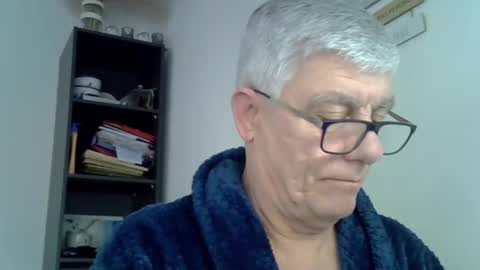 Snapshot of patrick5275 chatting on March 2025 07:05:02 AM patrick5275 online show from March 2025 07:05:02 AM