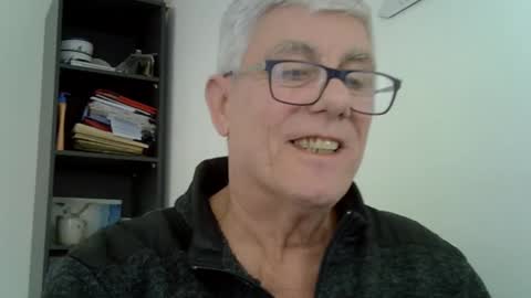 Snapshot of patrick5275 chatting on March 2025 02:40:01 PM patrick5275 online show from March 2025 02:40:01 PM