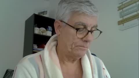 Snapshot of patrick5275 chatting on October 2025 08:26:01 AM patrick5275 online show from October 2025 08:26:01 AM