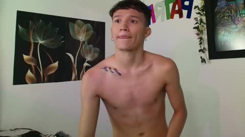 Snapshot of patrick_phoenix chatting on October 2025 04:32:02 AM online show from October 2025 04:32:02 AM