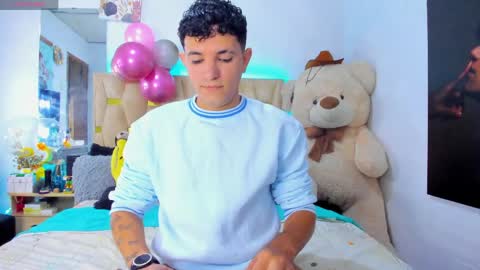 Snapshot of patrick_sanzzz chatting on May 2026 02:07:02 AM Patrick online show from May 2026 02:07:02 AM