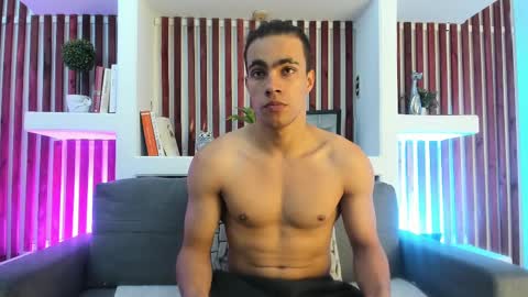 Snapshot of patrick_senova chatting on February 2025 04:09:02 AM Patrick online show from February 2025 04:09:02 AM