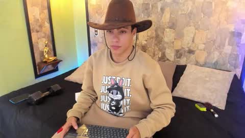 Snapshot of patrick_senova chatting on September 2025 04:34:02 AM Patrick online show from September 2025 04:34:02 AM