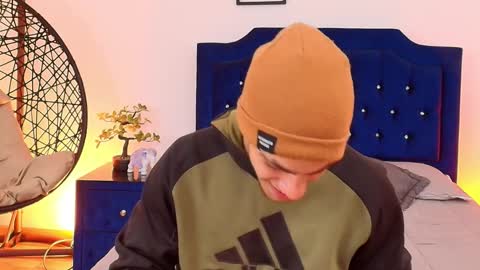 Snapshot of patrick_senova chatting on October 2025 04:12:01 AM Patrick online show from October 2025 04:12:01 AM