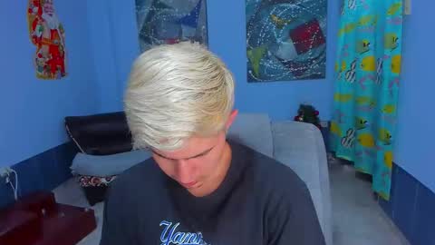 .... online show from December 2025 07:42:02 PM