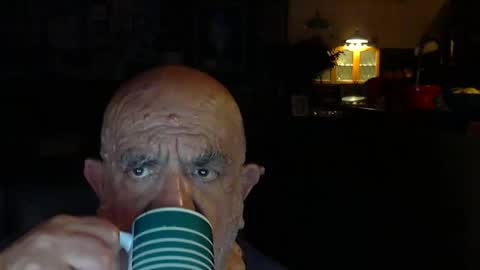 Snapshot of patvac chatting on December 2025 04:03:02 PM patvac online show from December 2025 04:03:02 PM