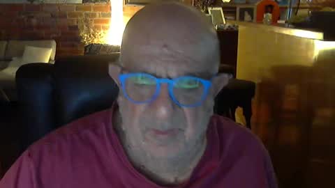 Snapshot of patvac chatting on December 2025 02:14:02 PM patvac online show from December 2025 02:14:02 PM