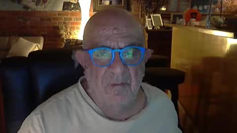 Snapshot of patvac chatting on January 2026 01:58:01 PM patvac online show from January 2026 01:58:01 PM