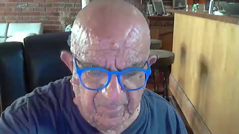 Snapshot of patvac chatting on February 2026 10:39:01 PM patvac online show from February 2026 10:39:01 PM