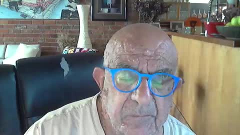 Snapshot of patvac chatting on February 2026 10:43:02 PM patvac online show from February 2026 10:43:02 PM