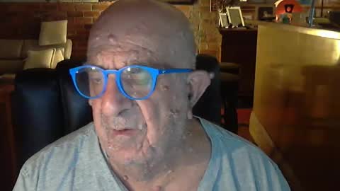 Snapshot of patvac chatting on February 2026 01:43:01 PM patvac online show from February 2026 01:43:01 PM