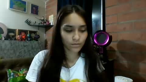 Snapshot of pau_cat chatting on July 2026 06:17:02 AM Pau online show from July 2026 06:17:02 AM