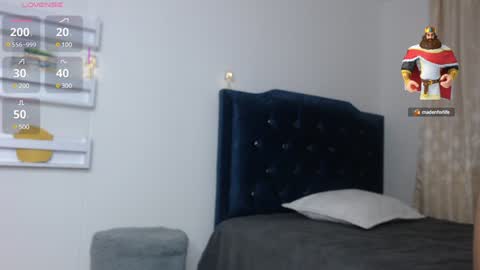 Snapshot of pau_heart chatting on January 2025 01:11:01 AM Paulina online show from January 2025 01:11:01 AM