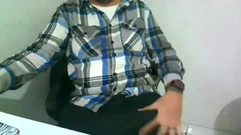 pau_transante69 online show from June 2026 08:00:02 PM