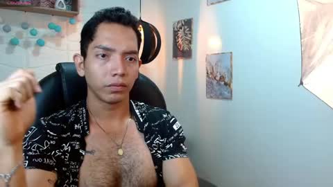 paul_cros online show from May 2026 11:17:01 AM
