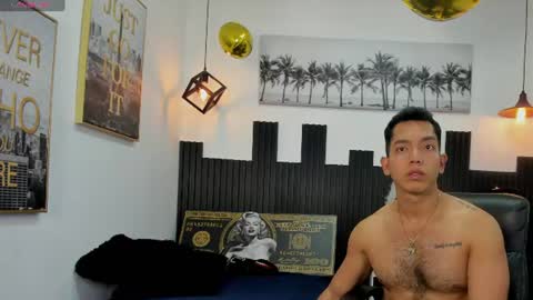 paul_cros online show from June 2026 11:23:02 AM