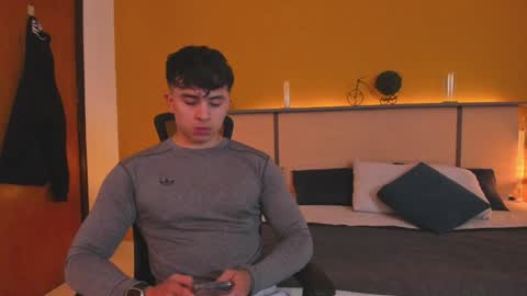 Paul online show from December 2024 02:33:01 PM