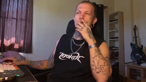 Snapshot of paul_razor chatting on February 2026 05:11:02 AM Paul online show from February 2026 05:11:02 AM