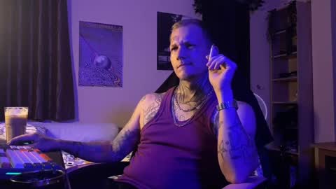 Snapshot of paul_razor chatting on May 2026 05:18:02 PM Paul online show from May 2026 05:18:02 PM